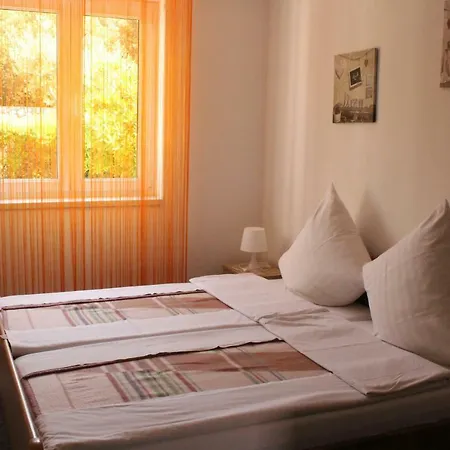 Baka Jelka Apartment Mandre